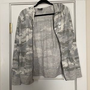 Nike lightweight sweater